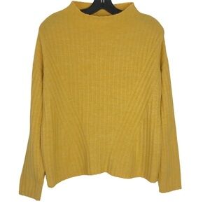 Old Navy Relaxed Directional Ribbed Squash Yellow Sweater SIZE SMALL